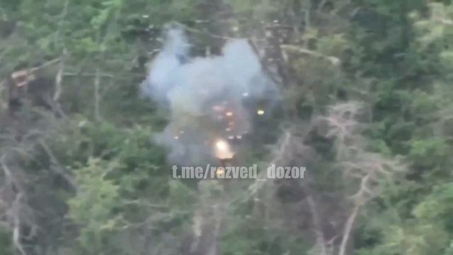 Операторы БпЛА группировки войск «Запад» уничтожили пикап и личный состав ВСУ на Краснолиманском нап