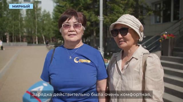 Шестьдесят мирнинцев поучаствовали в масштабной зарядке на главной площади города