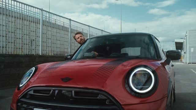 MINI JOHN COOPER WORKS PRESENTS AGENTS OF FUN.