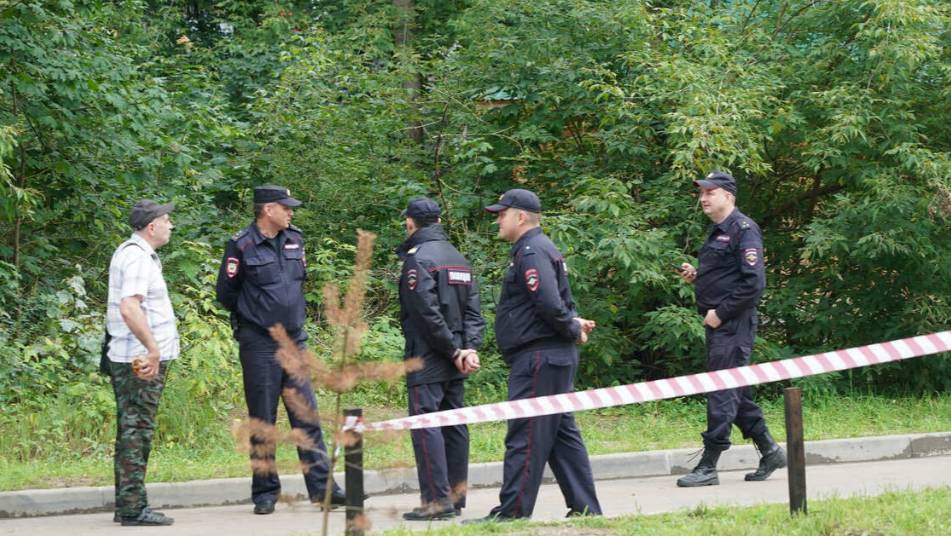 В Ленобласти полиция сорвала шаманский обряд и выкопала из земли двух человек