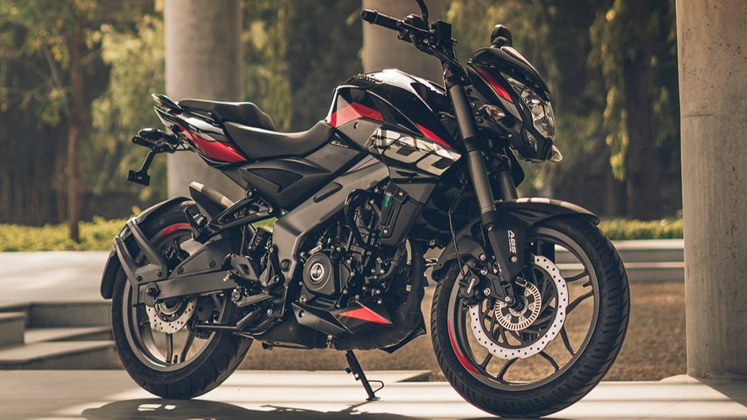 Мотоцикл BAJAJ Pulsar NS 200