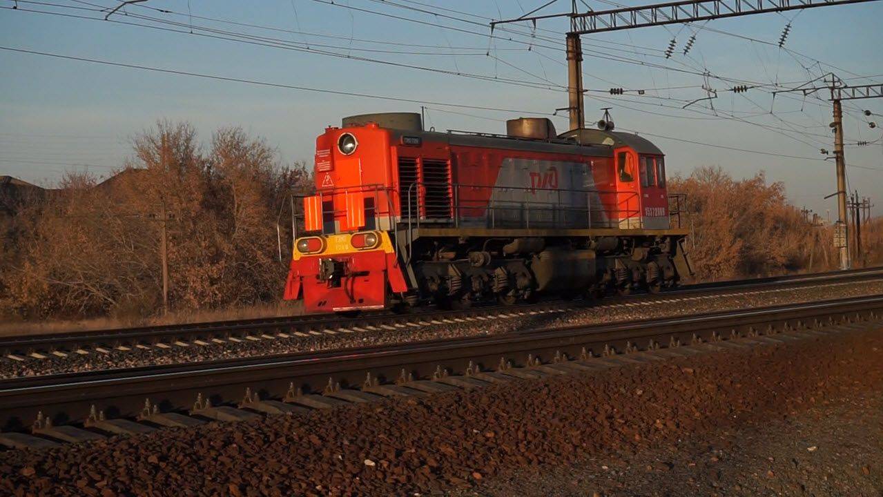 Тепловоз ТЭМ2-7208. Резервом.