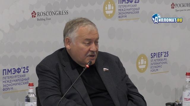 «700 тысяч нелегалов не с неба упали! Затулин: мы сами их впустили»