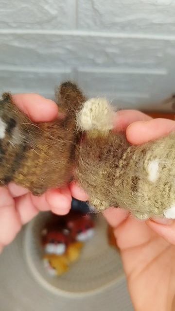Котики батончики крючком