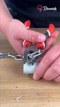 Взлом дверного замка из ПВХ-трубы