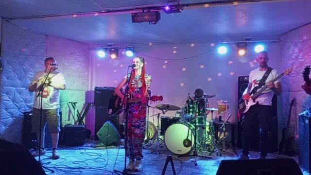 Юлия Бессонова и "Тяжёлый Случай" - Полнейшая импровизация - всё для любимой публики!