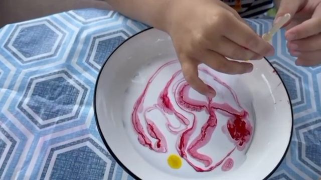Занятие в технике Эбру.26.06.2025