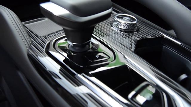 Geely Monjaro I Exclusive серый матовыйК