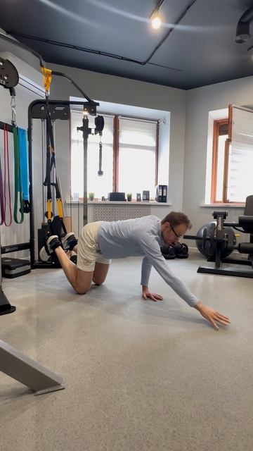 Планка в TRX