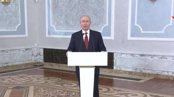 Путин: меморандумы России и Украины противоположны