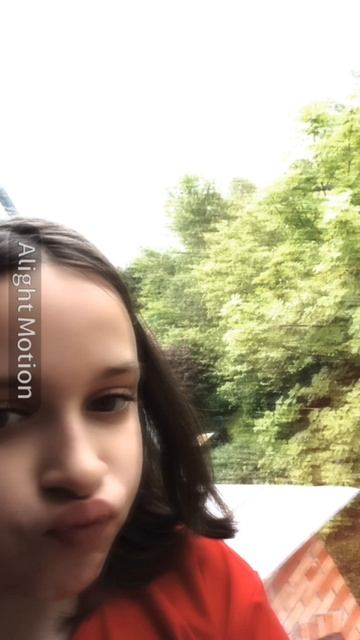 Спалила тётушка {надеюсь она мне не врубит за это 😅}