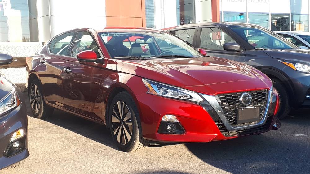 Автошторки Laitovo. Видео установки на Nissan Altima 5G L34