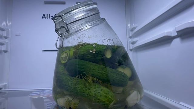 Солим огурцы!