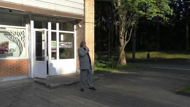 1000017439.mp4Торжественная песня поет Владимир Шишкин