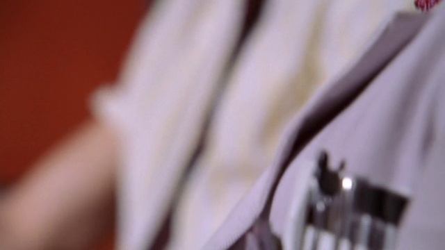 Доктор Хаус: «Детки» (01 сезон 19 серия), смотреть сериал без рекламы и в хорошем качестве