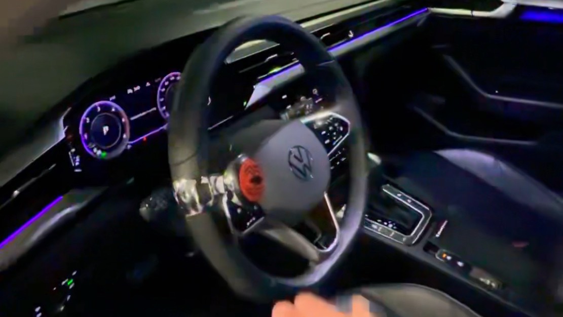 Такого я точно не ожидал увидеть!) Лентяйка в VW ARTEON) как так? #arteon #автоизкореи #volkswagen