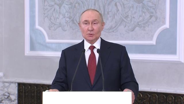 Ответы на вопросы журналистов

По завершении саммита ЕАЭС в Минске Владимир Путин 👈🇷🇺