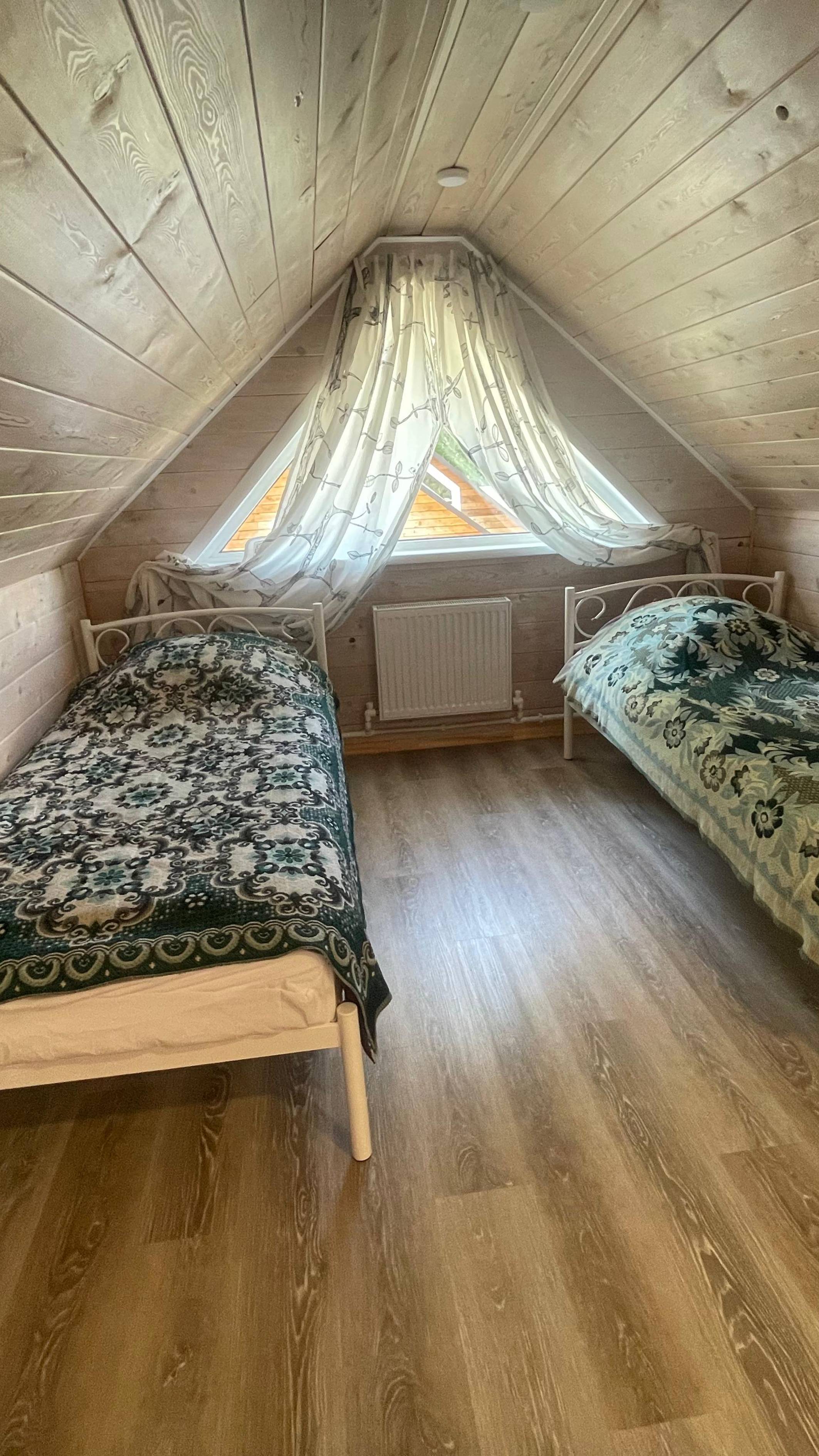 Красный яр, номер 2 односпальные кровати
