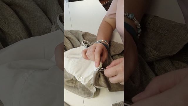Ремонт мужских брюк из льна.mp4