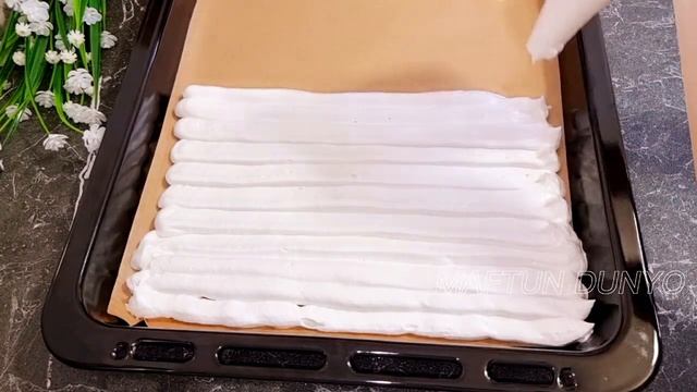 Он тает во рту! Этот летний десерт просто невероятно вкус  Меренговый Рулет! Самый удачный рецепт.