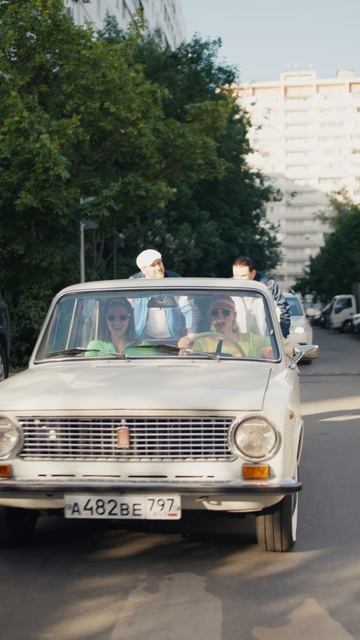 Спасибо за ваши отзывы по стилю 90-х, мы рады, что вам понравилось)