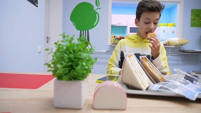 24 ЧАСА Челлендж Съесть 100,000 Калорий !