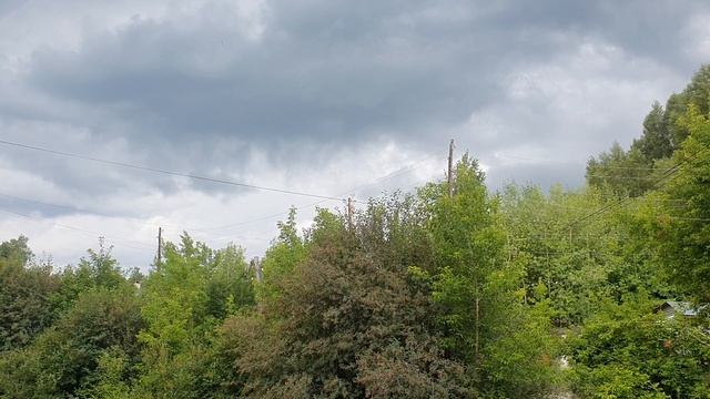 Ужас движется