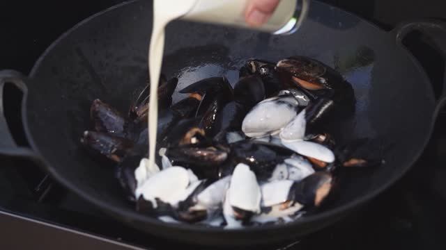 МЕСЯЦ ЛЕТНЕЙ КУХНИ