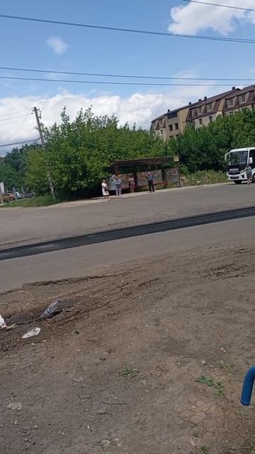 👍 В Макеевке начали снимать первое покрытие полотна старого асфальта, микрорайон Зелёный, рядом мик