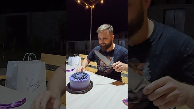 За выпечку Тале заступилась кондитерская Рандеву.