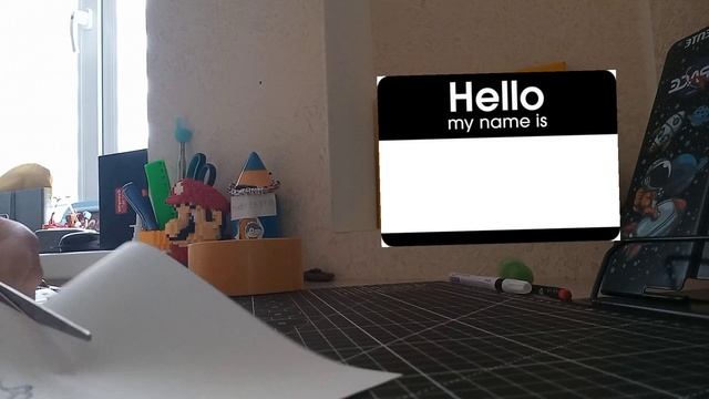 делаю 2 самодельных стикера