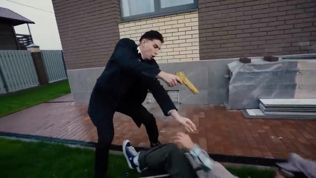 А4 БОГАТЫЙ vs БЕДНЫЙ ШПИОН !