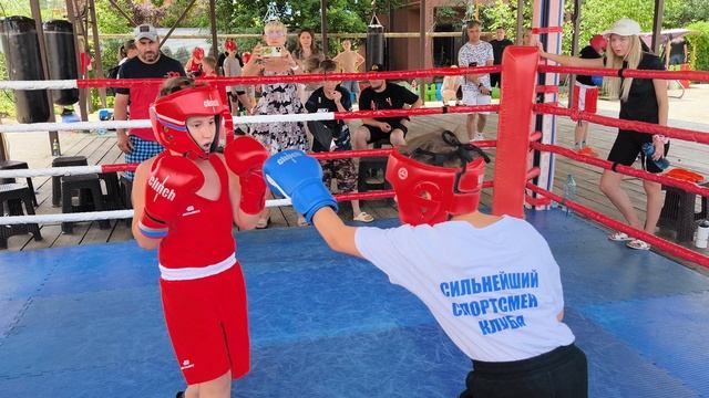 летняя боевая практика
#бокс
9 лет