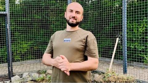 В ЭТО НЕВОЗМОЖНО ПОВЕРИТЬ! Олег Зубков уже сам ходит по коридору и передает всем
