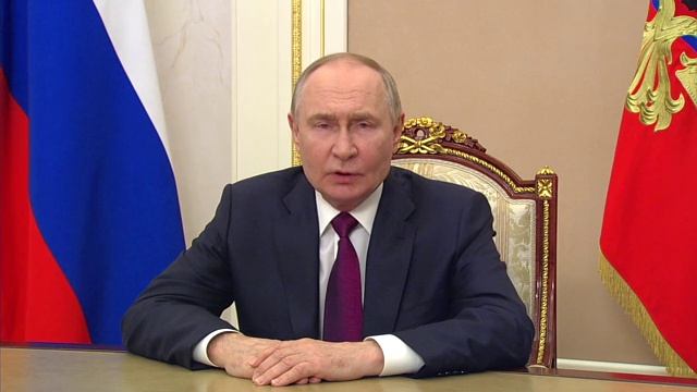 Обращение Владмира Путина к выпускникам/видео с сайта kremlin.ru
