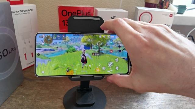 Vivo. IQOO z10 Turbo (China). "Он же Y300GT. Он же младший брат, у которого потолще чем у старшего"