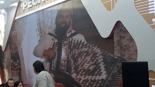 Ёшкар-Ола Республики Марий Эл в тематическом павильоне города Йошкар-Ола на выставке в Москве ВДНХ