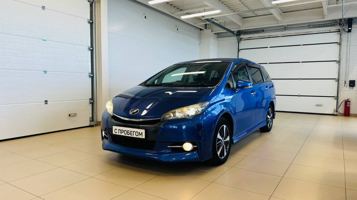 Toyota Wish, 2012 год