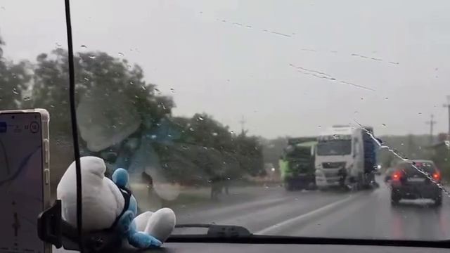 ⚠️ДТП в Новоазовске, в результате которого образовалась пробка в обе стороны