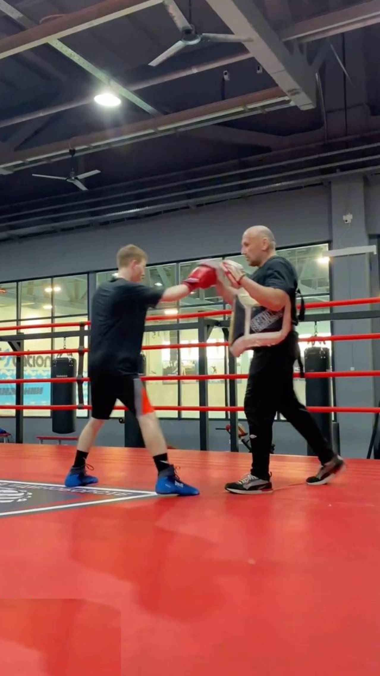 Открыт набор на групповые и персональные тренировки по боксу!🥊