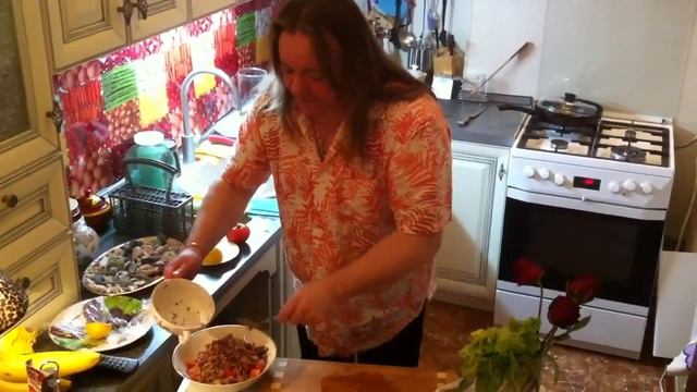 Владимир Ефимов  "Салат из тунца".