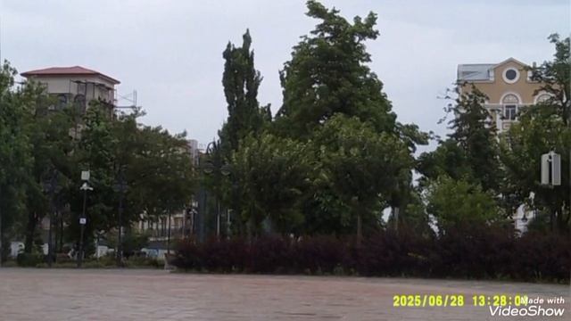 Мариуполь ⛵ сейчас, продолжается ремонт Драмтеатра
