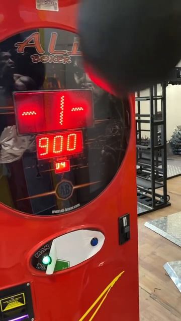 Вендинговый аппарат «Али-Боксер». ‼️ Доход с точки от 3 до 25т.р. в сутки! #бизнес #силомер #али