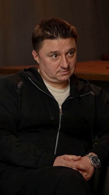 Максим Лагашкин про теории заговора #shorts #50вопросов #тренды #заговоры #лагашкин #интервью #кино