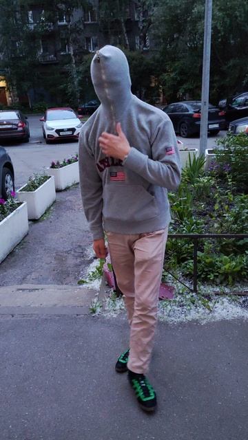 sweatshirt invisible