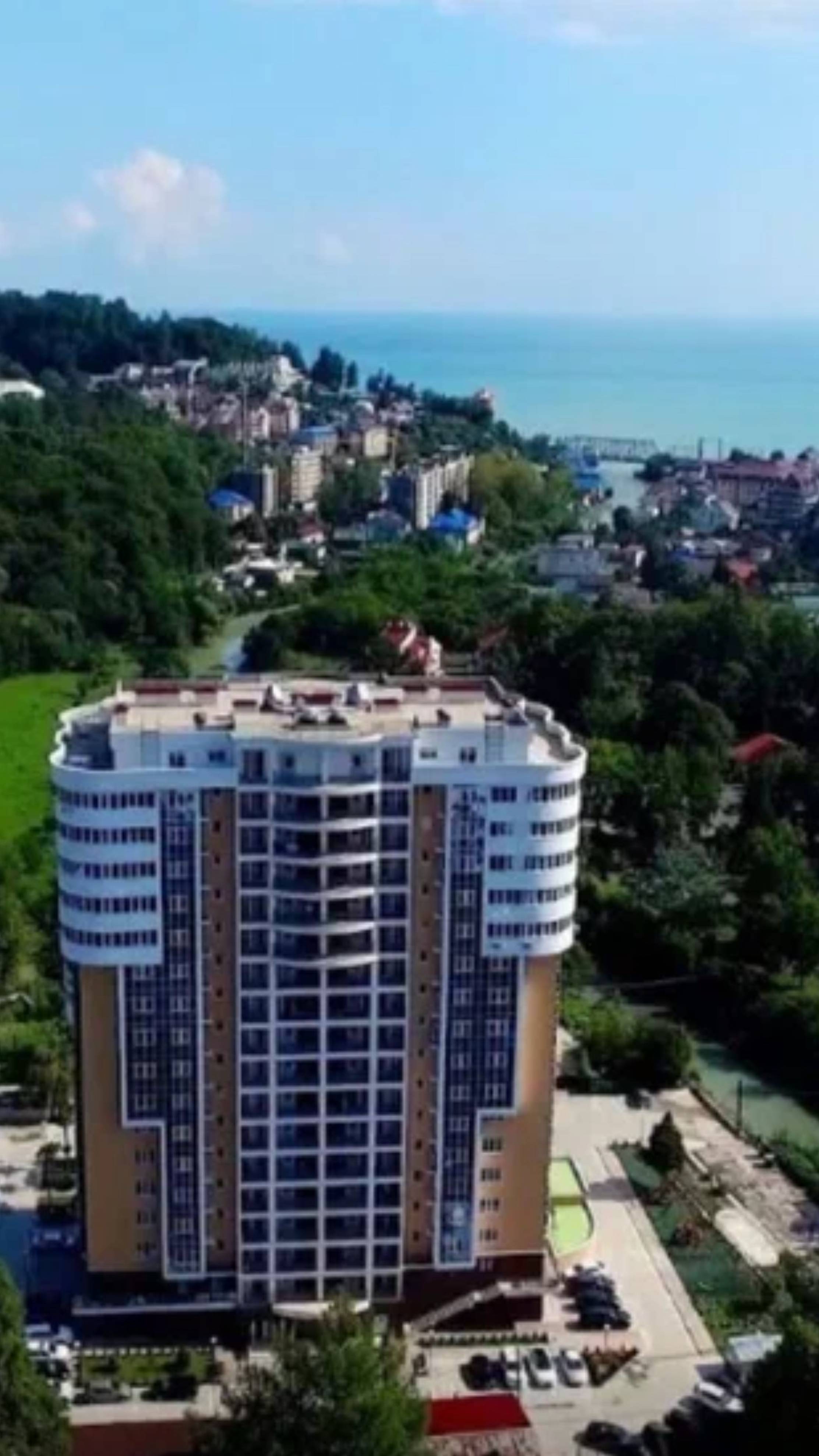Квартира 90 м² с видом на море в ЖК «Солнечный Дагомыс» | Новый ремонт, 2 спальни, 10 минут до пляжа