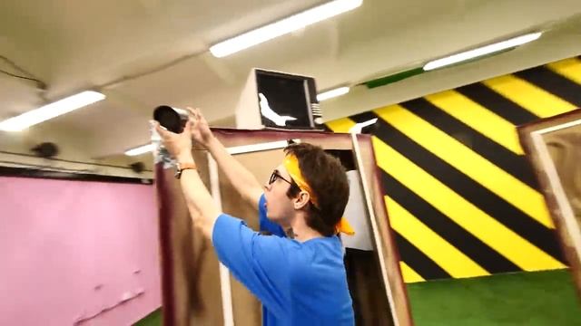 BRUNO-БРУНО Hide and Seek in CABINETS from MONSTERS!
