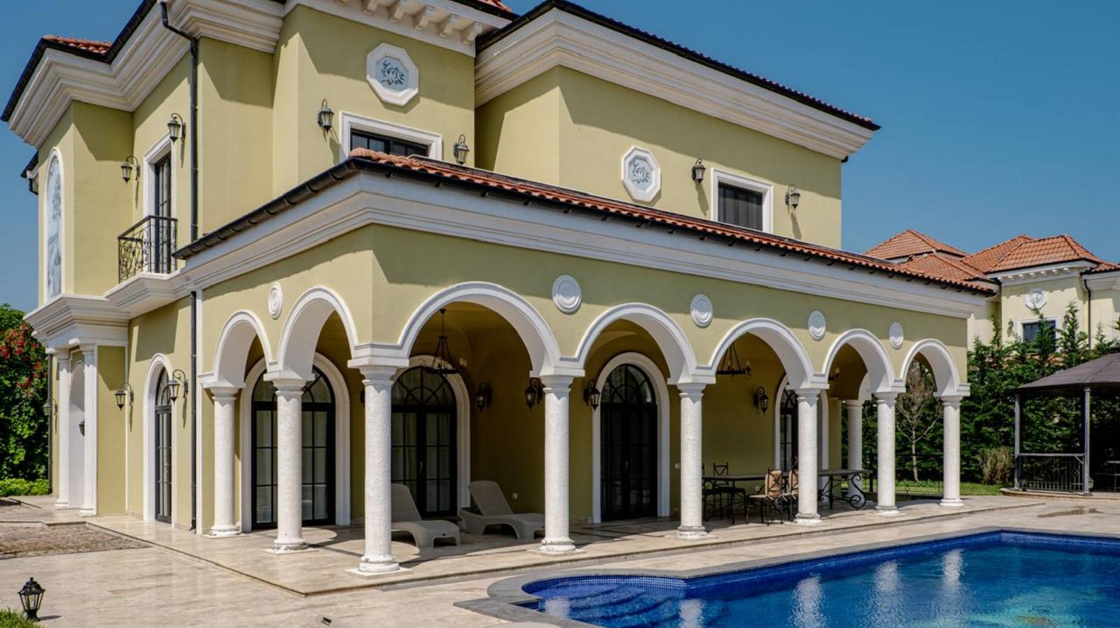 «Villa Siena»  Бузовнa закрытый жилой комплекс в Баку: +994 55 868 86 86 / www.Villa.az