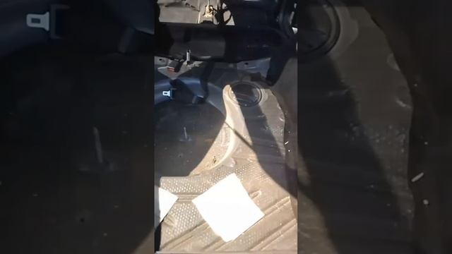 работа мужа - химчистка автосалона Chery Amulet .