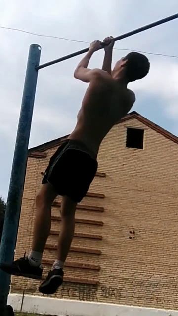 Commando pull ups